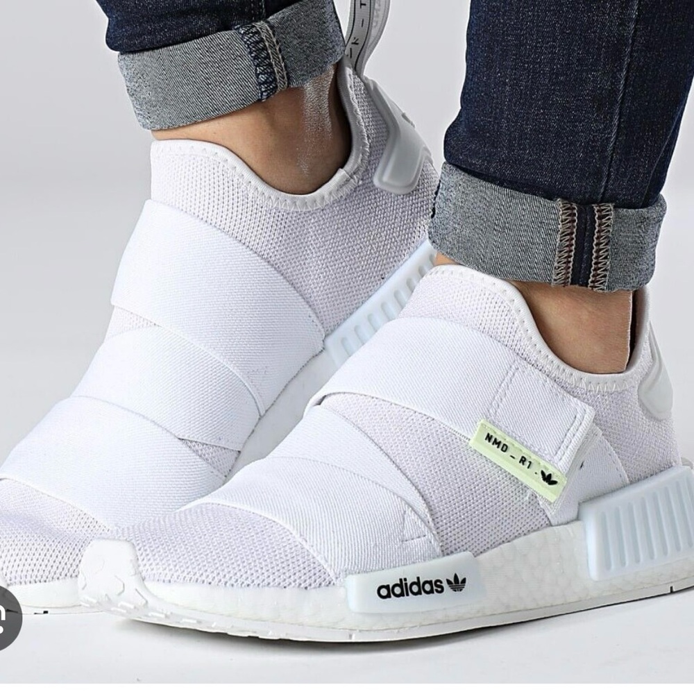 Adidas NMD_R1 Sneakers